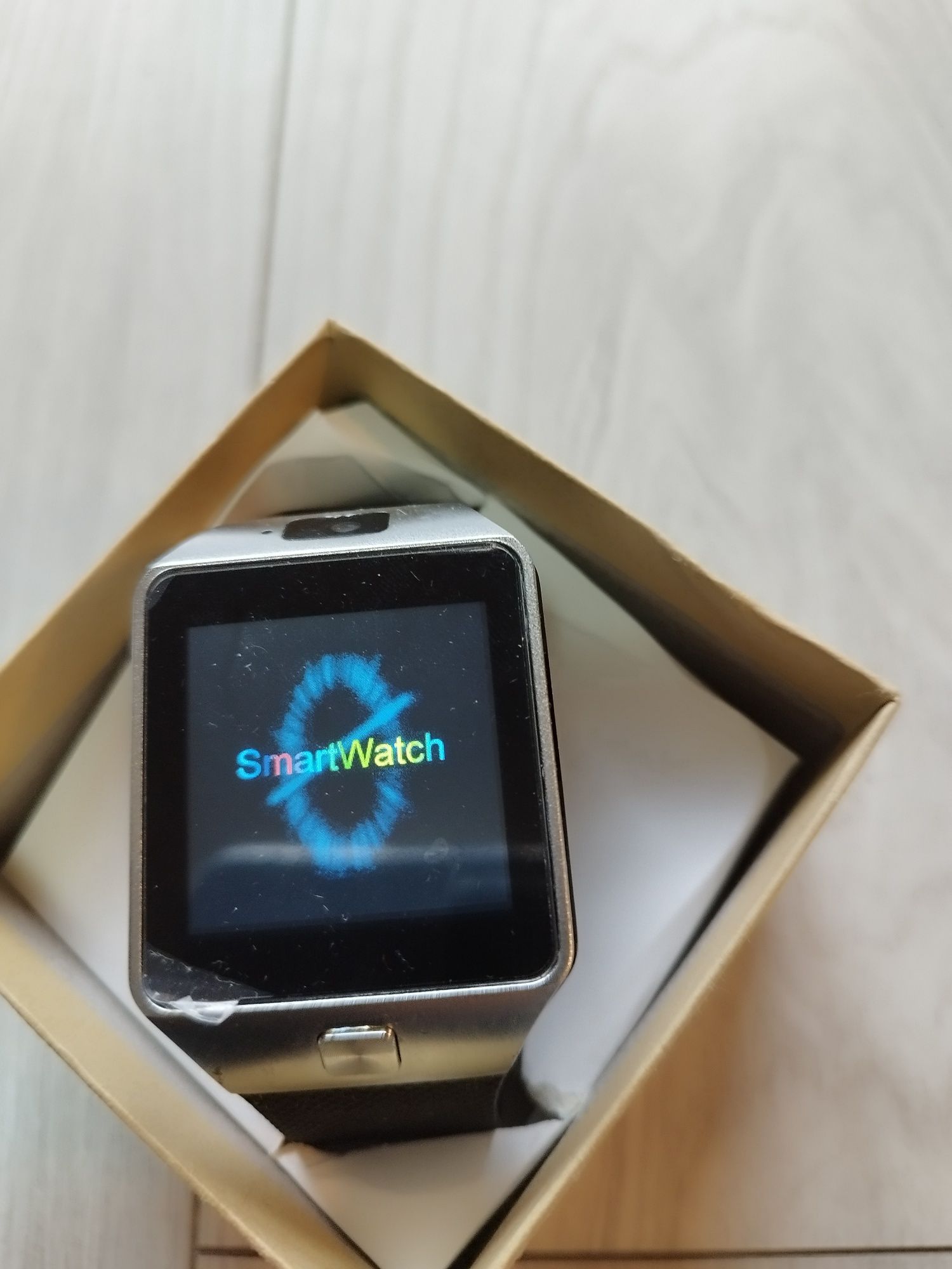 Smartwatch z funkcją rozmów głosowych