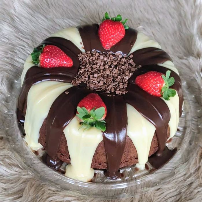 Bolos caseiros,Salgados diversos, pães