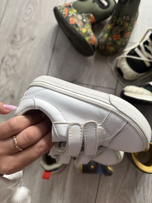 Взуття на хлопчика 24р кросівки , кеди zara, bogs