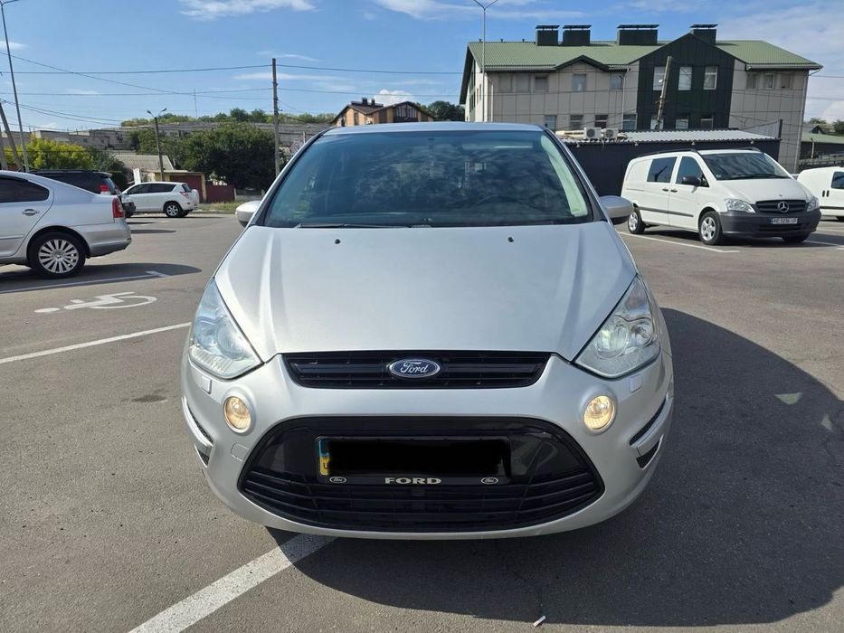Ford S-Max 2011г.