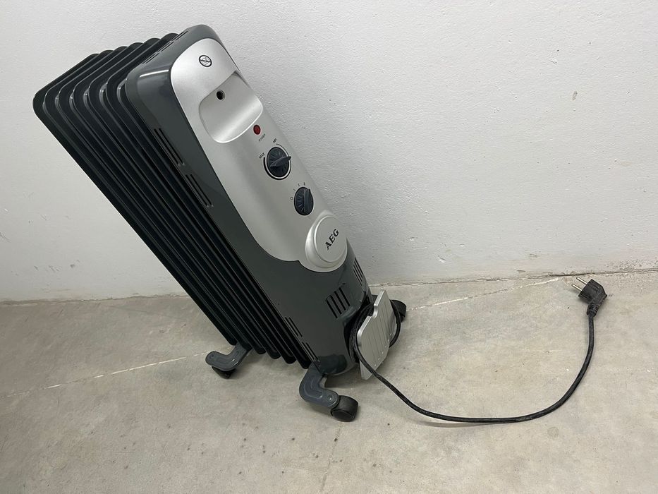 Aquecedor AEG 1.800W