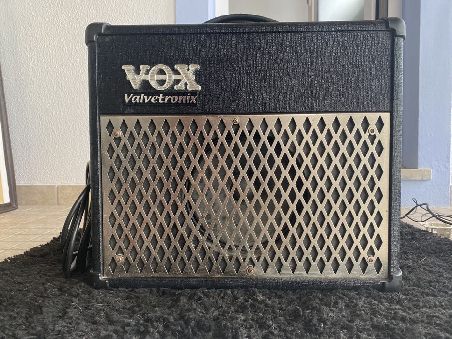 Amplificador VOX AD15VT