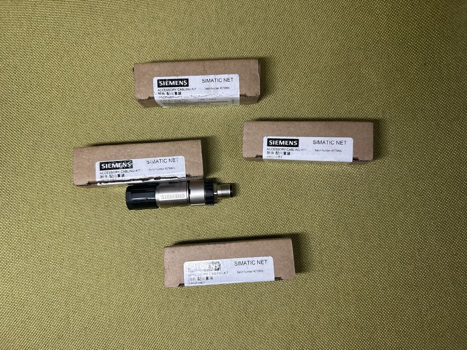 Промисловий розʼєм SIEMENS