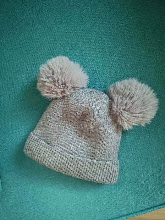 Czapka zimowa z pomponami rozmiar 74 86
