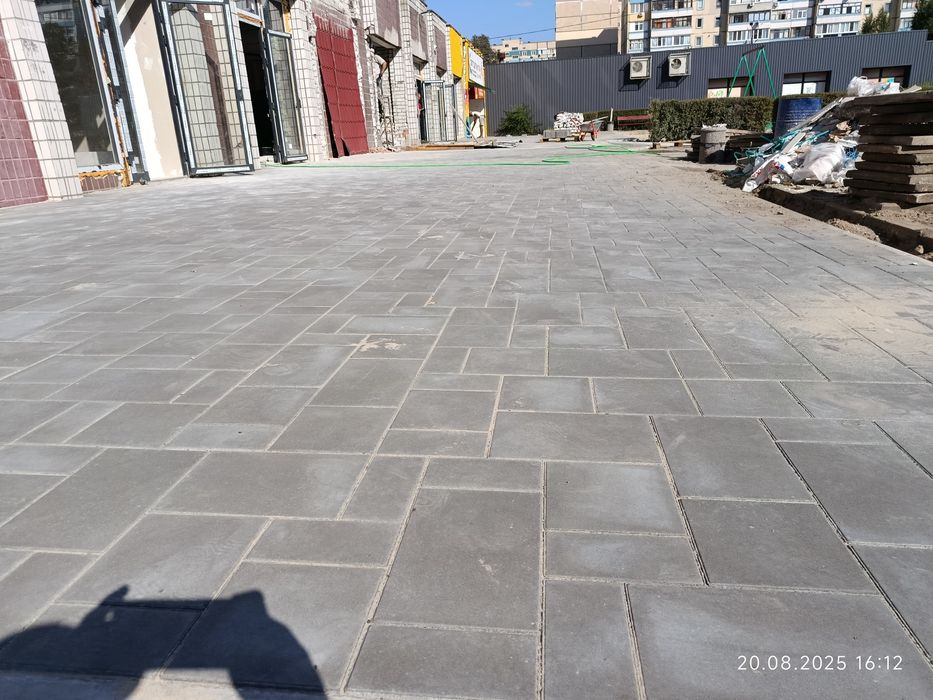 Укладка тратуарных плитки