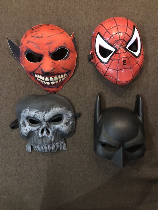 Карнавальні маски