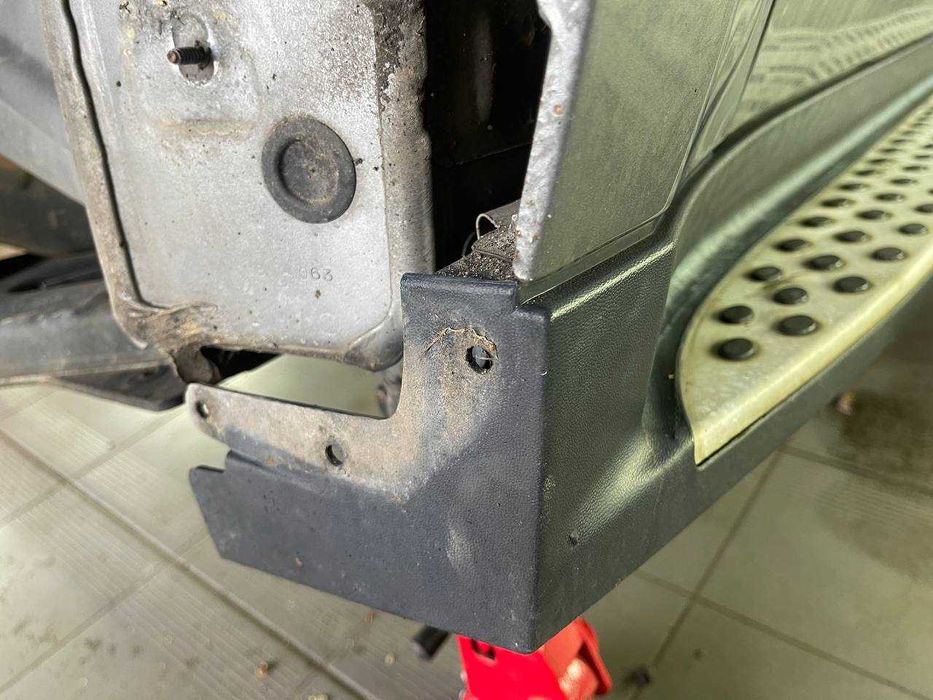 Поріг Підножка Пороги ліва права Mercedes W164 ML МЛ 164