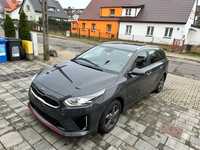 Kia Ceed Kia Ceed SW 1.6 GDI Plug-In Hybrid Vision Sport 2021 BDB-BEZWYP. Zarej