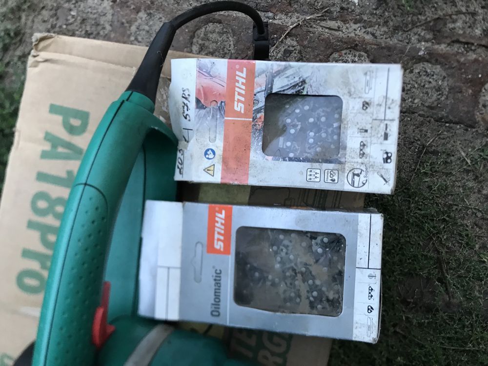 Электропила Bosch AKE 40S