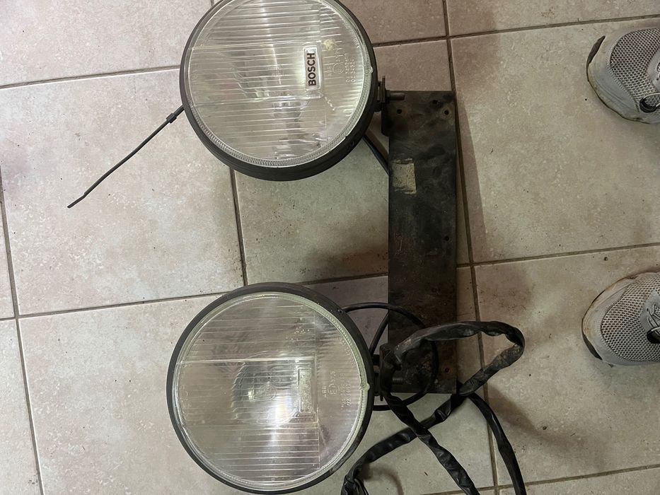 Фари додаткові hella Bosch