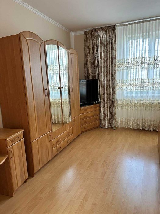 Здається будинок