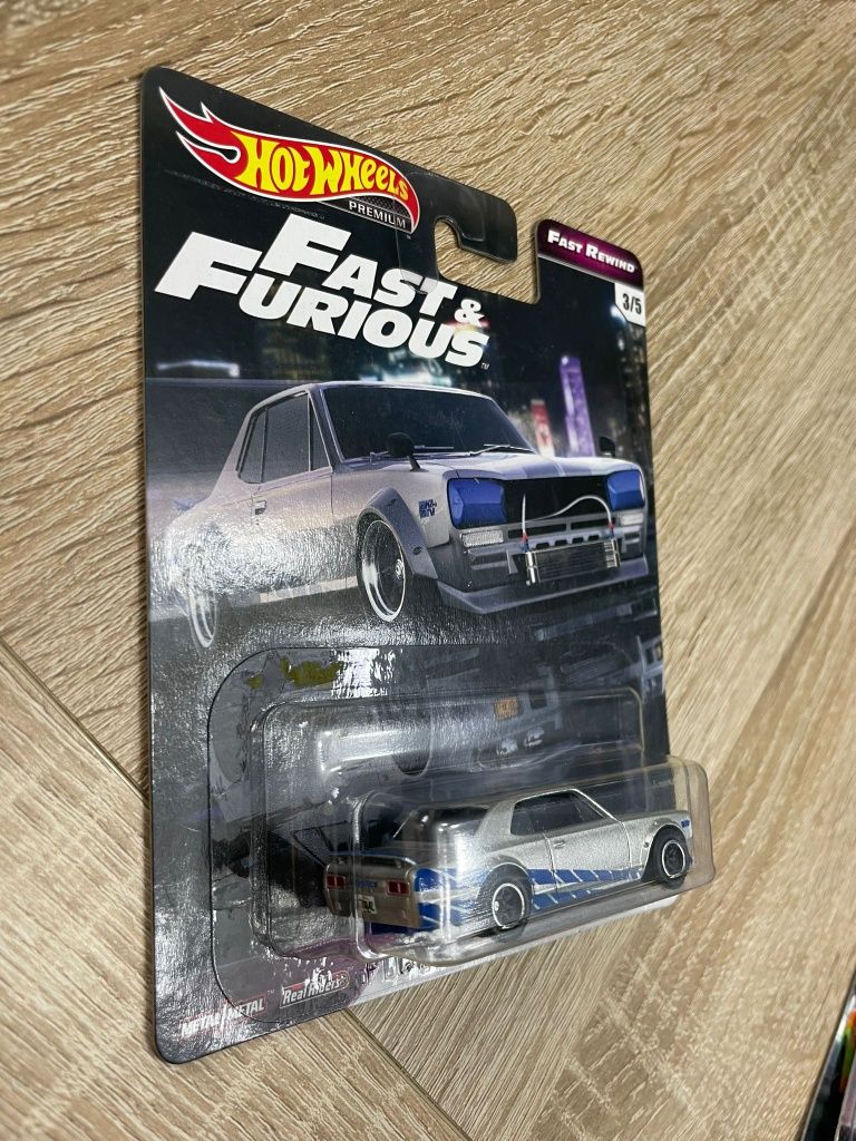 Hot Wheels Premium Nissan Skyline HT 2000GT-X Fast Rewind