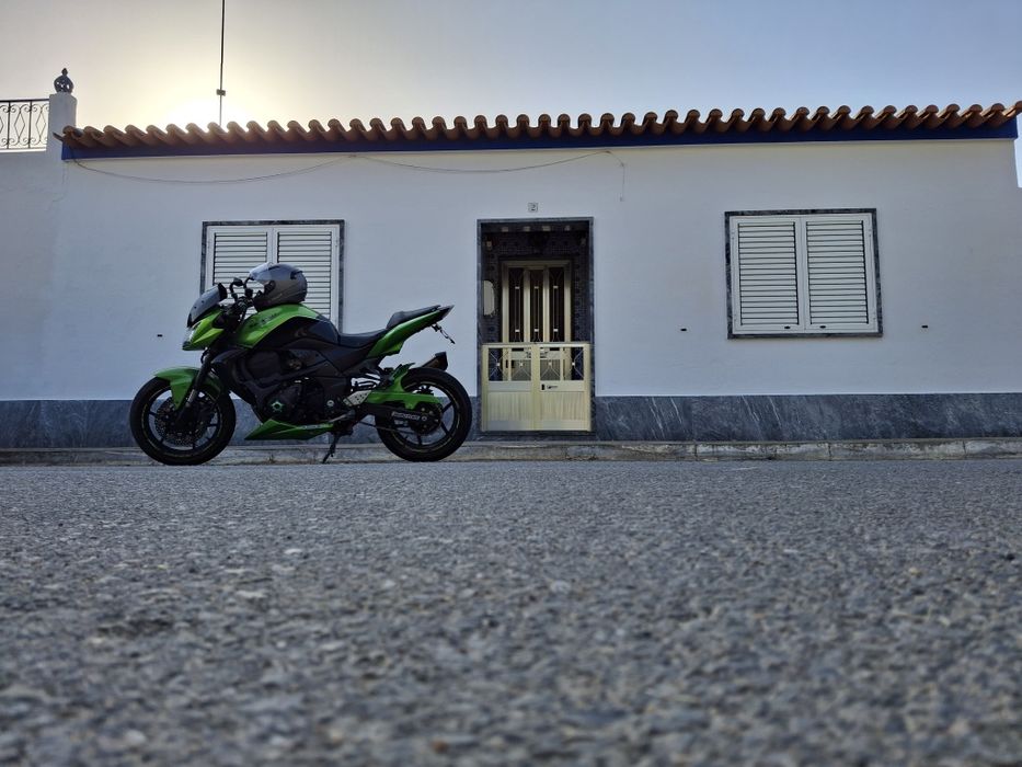 Kawasaki z 750 naked