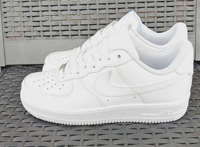 Nike Air Force 1 Low '07 White 39