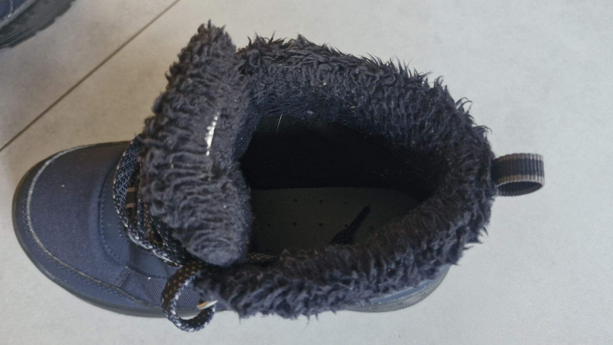 Zimowe buty dla chłopca