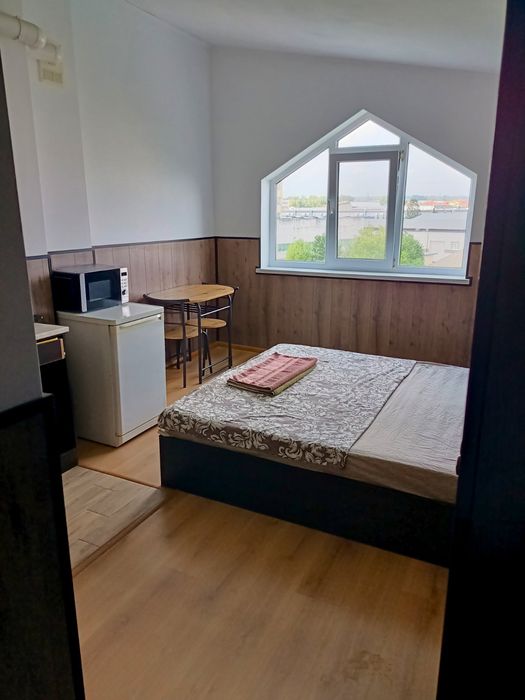 Подобово 1-к студія біля АС-2, та обл. лікарні на Пасічній, Радіозавод