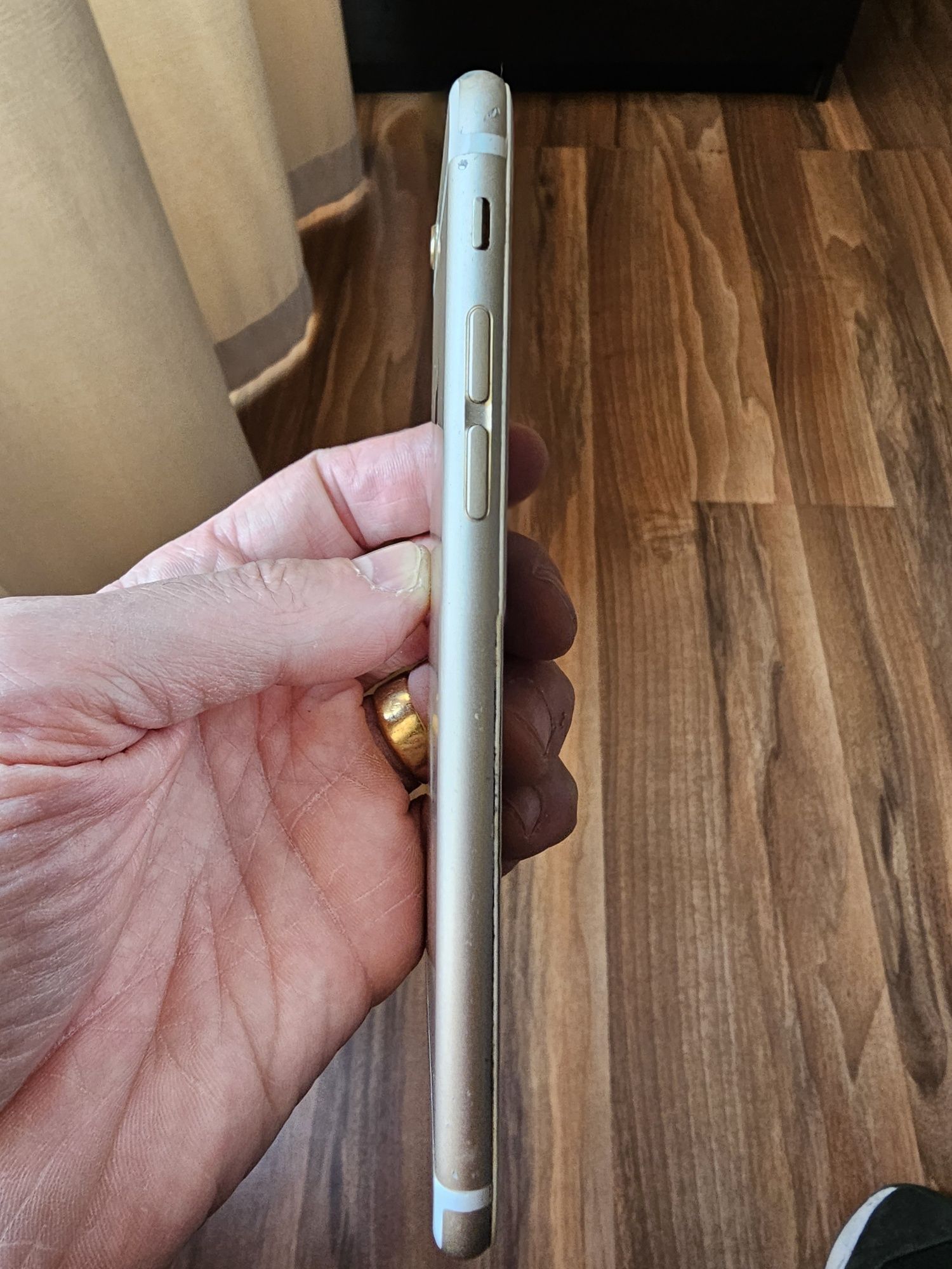 IPhone 6 16Gb A1586
