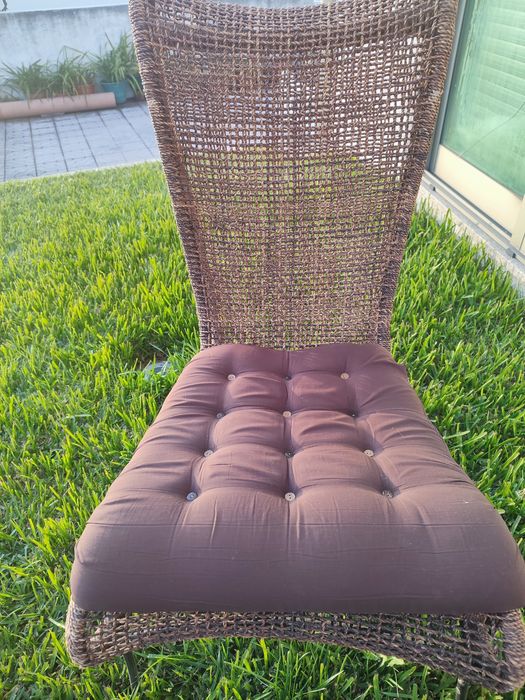 Cadeira única importada