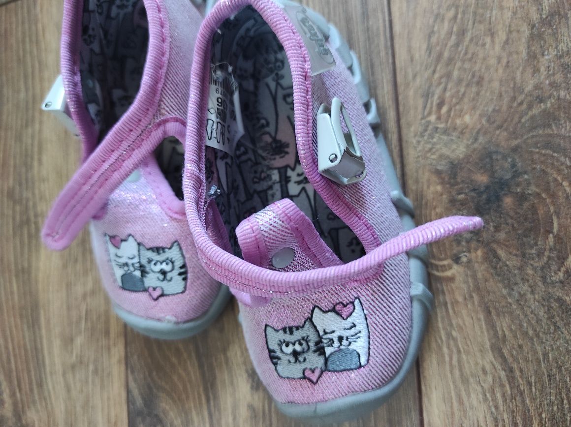 Buty Befado 19 różowe kotki