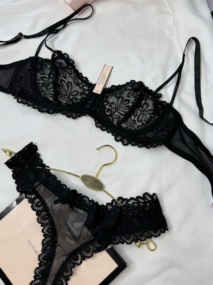 Жіночий мережевний комплект білизни victorias secret
