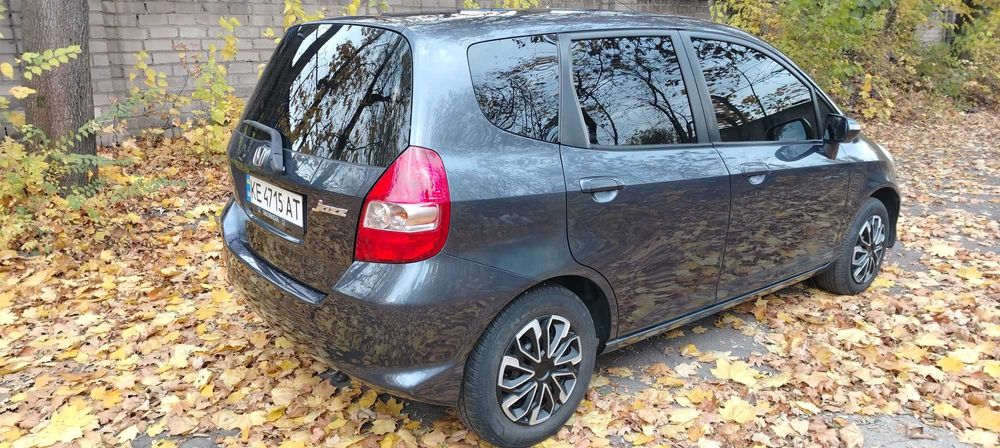 Продам Honda Jazz 1.3