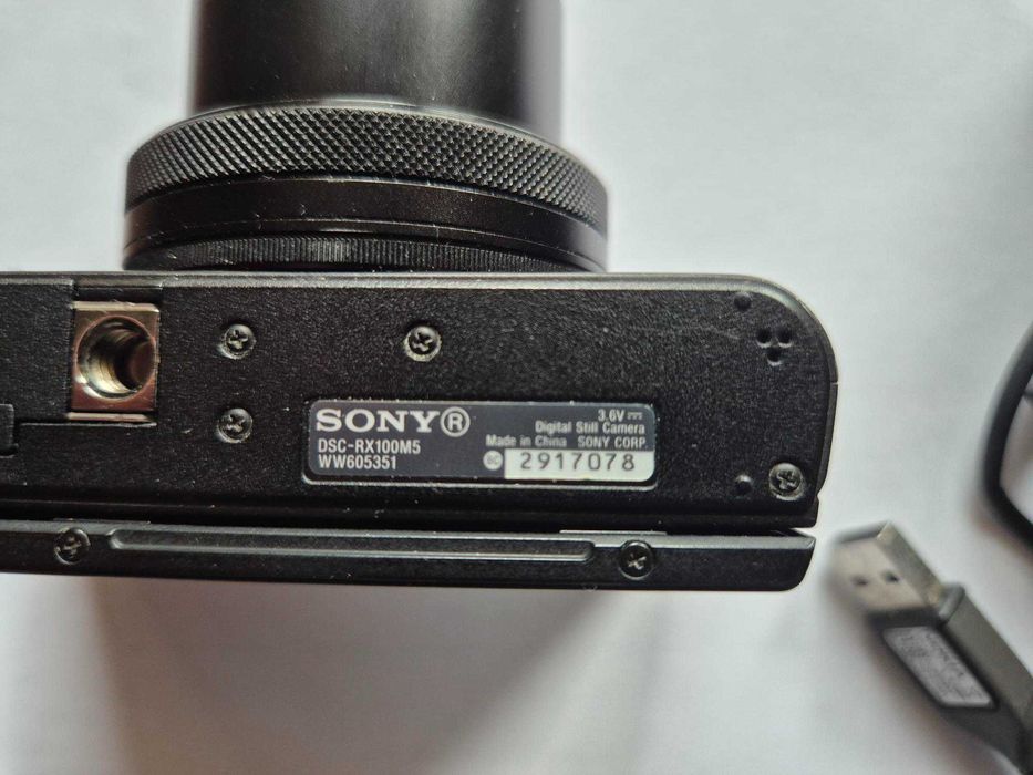 Kultowy SONY DSC RX100 M5