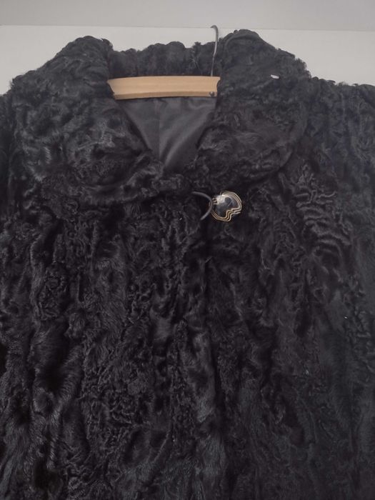 Sprzedam eleganckie futro damskie i kapelusz