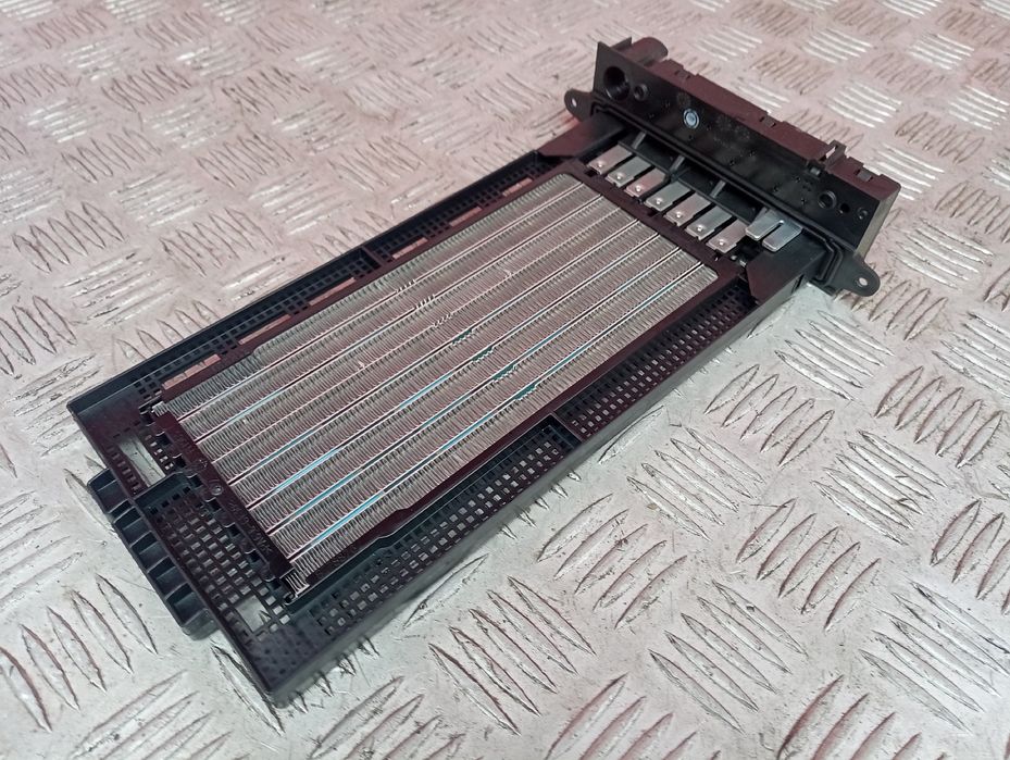 Обігрівач салону додатковий електричний Touareg CR 3.0d Туарег ЦР СР