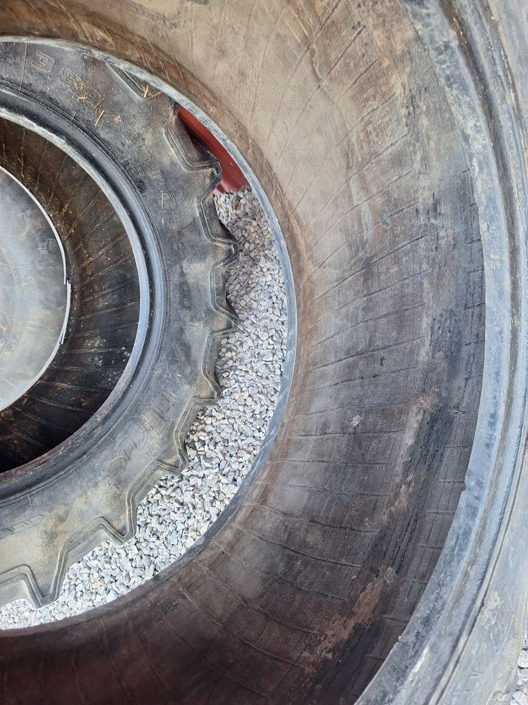 380/85r24 14.9 r24  mitas radial