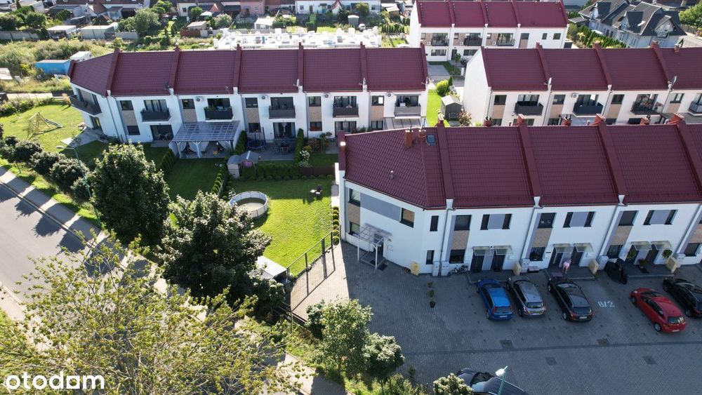 Bezczynszowy segment (87,25 mkw.) z ogródkiem