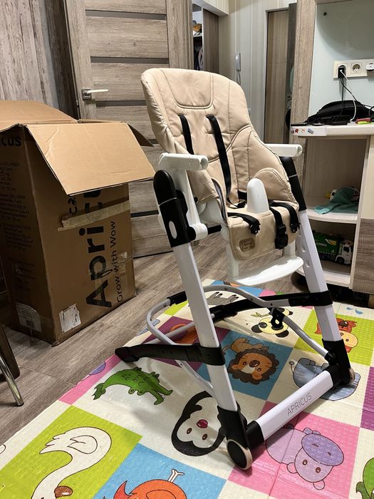 Стілець для годування Carrello Apricus CRL-14201