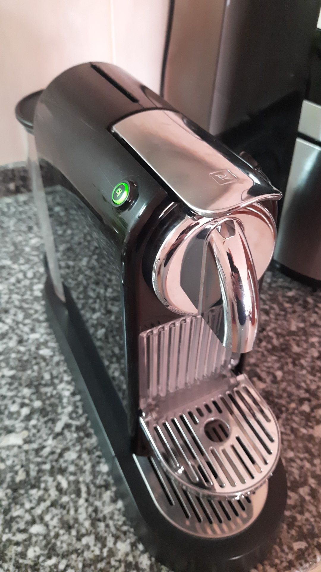 Máquina Nespresso usada