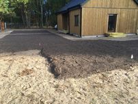 Wysokiej jakości ziemia ogrodowa przesiana z dostawą czarnoziem