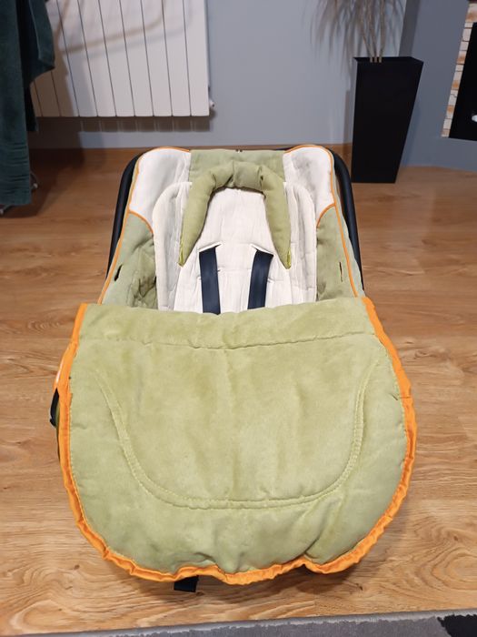 Folitelik samochodowy