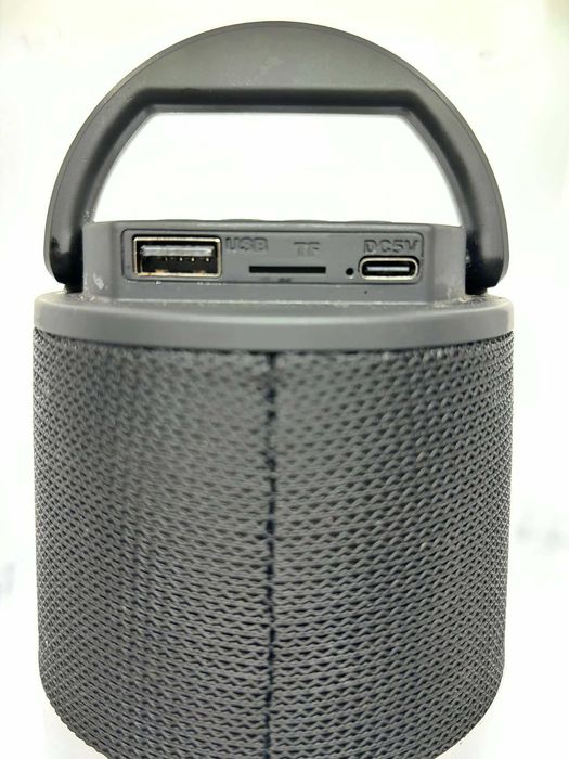 Głośnik We Connect. S100 LED RGB