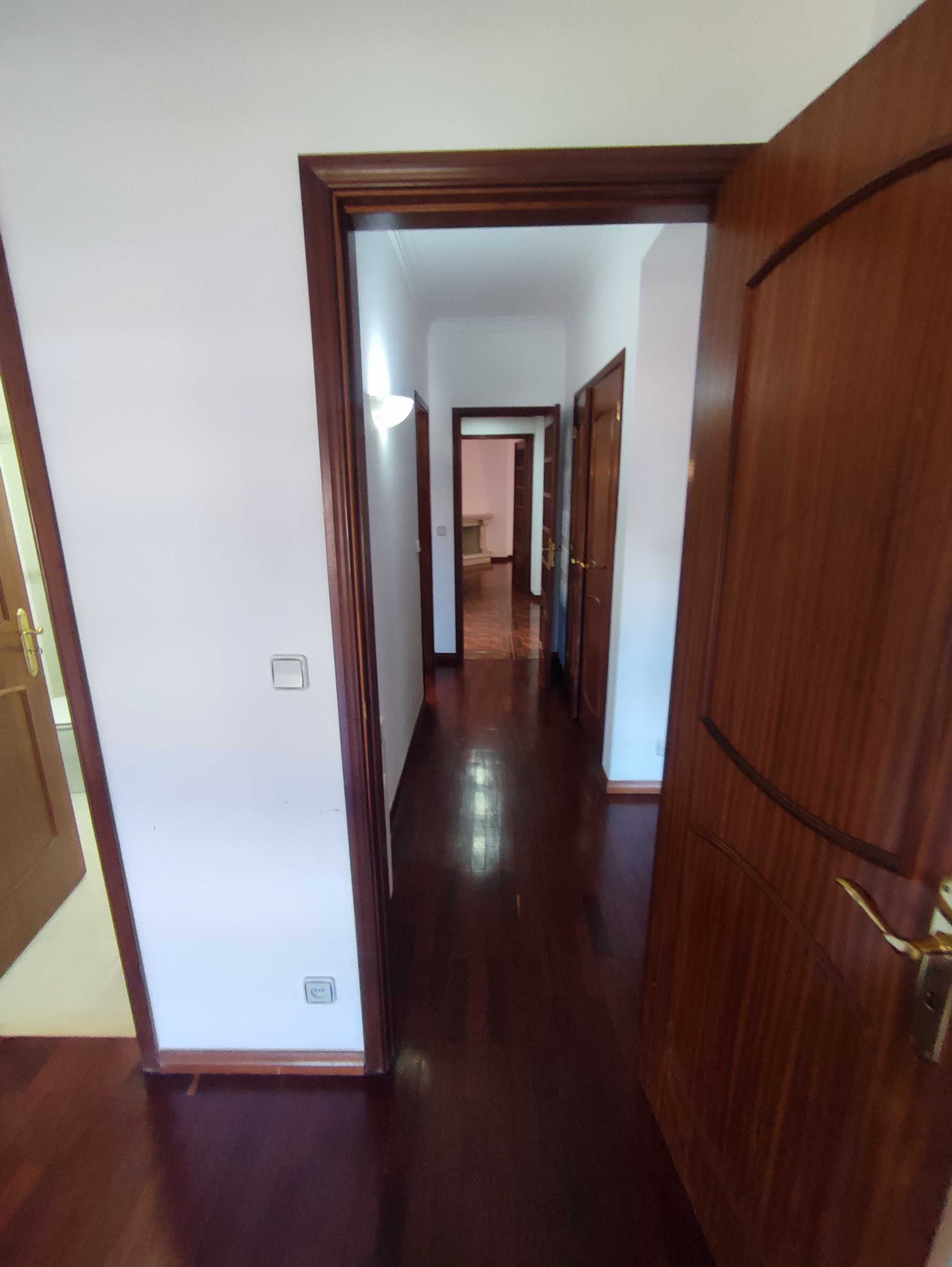 apartamento T3 para arrendar