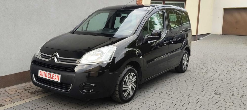 1 właściciel/Grzane fotele/Climatronic/Nowe opony/Bardzo dobry stan