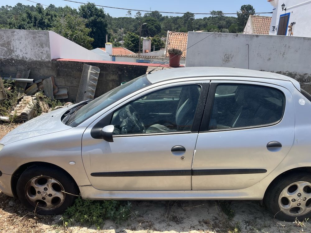 Peugeot 206 1.4 Gasolina ano 2000