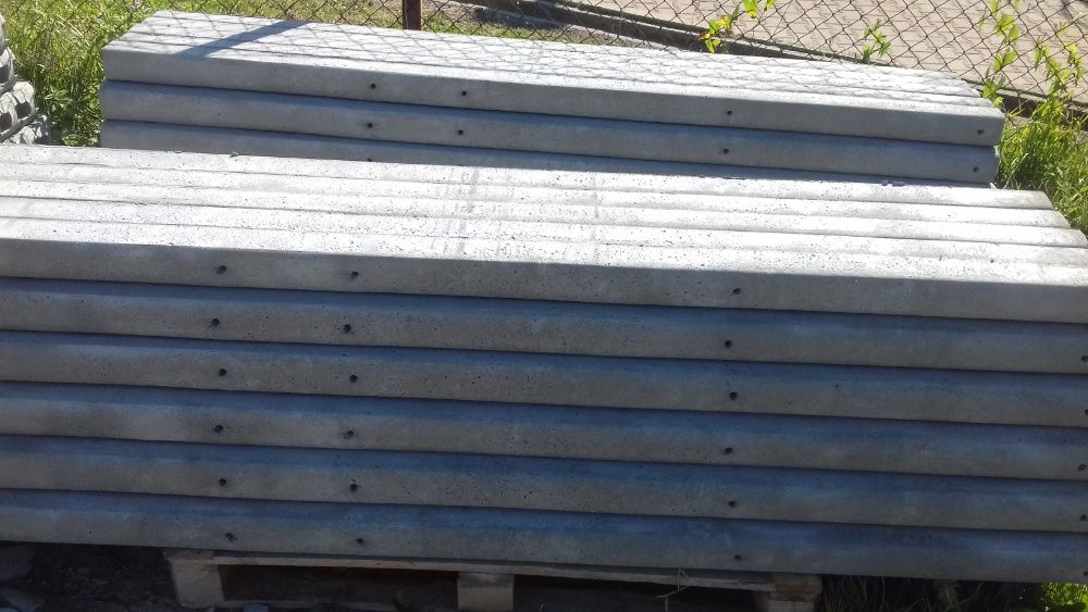 słupek betonowy ogrodzeniowy do siatki sadowniczy