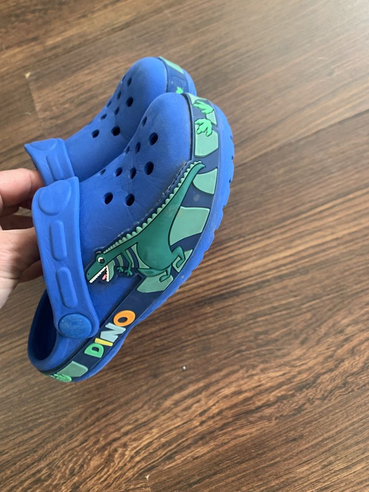 Klapki ala Crocs Niebieskie Dino 26