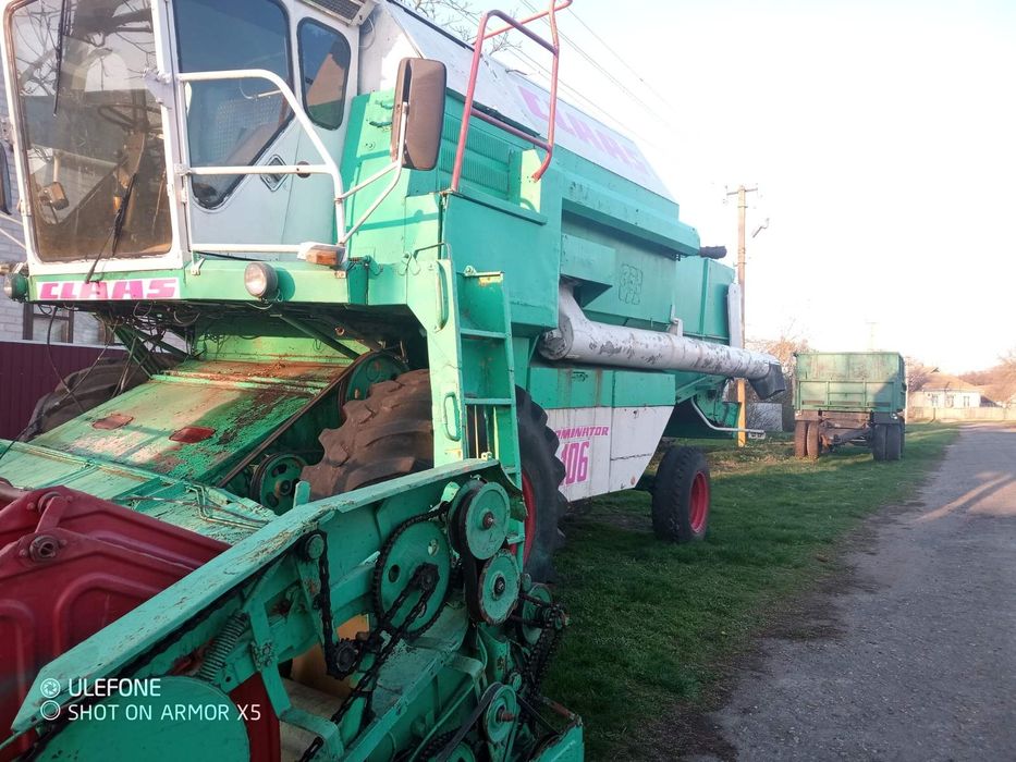 Продаю комбаїн Class