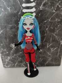 Ghoulia Yelps basic Monster High