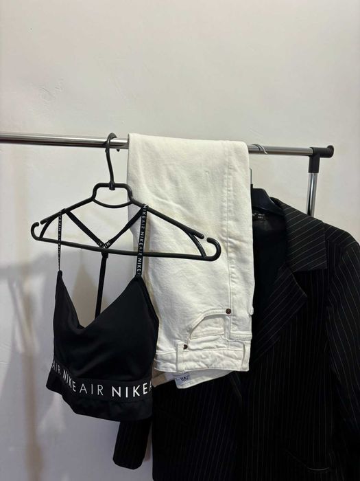 Розпродаж гардеробу ,Білі джинси від zara