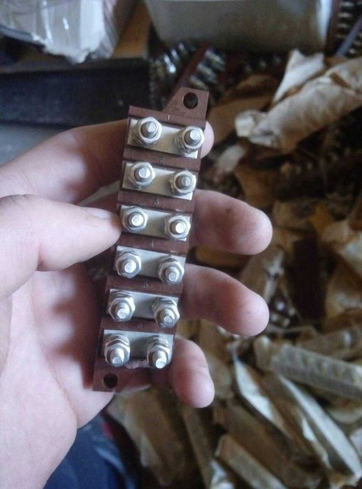 Клеммные колодки, платы контактные, зажимы