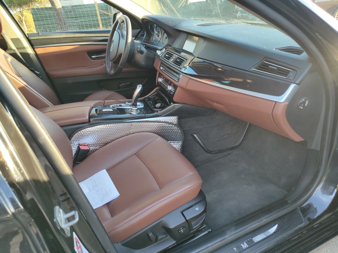 BMW 520d Touring F11 2012