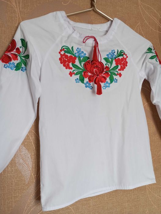 Продам вишиванку