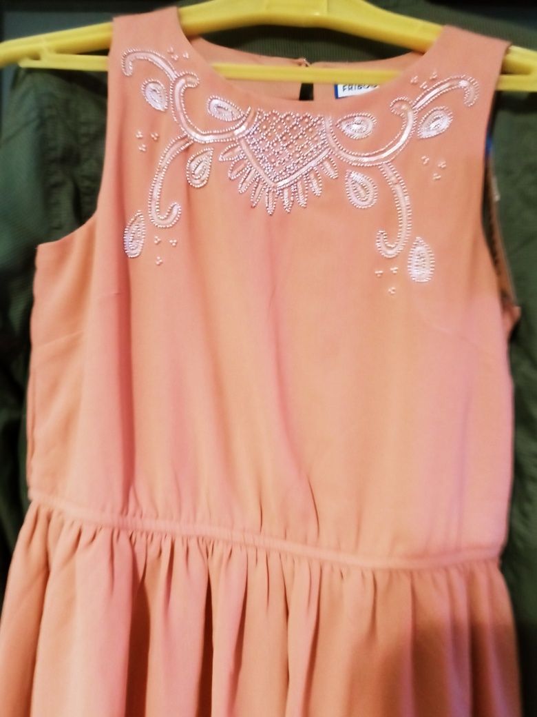 Sukienka z metka Friboo S lekkia roz letnia