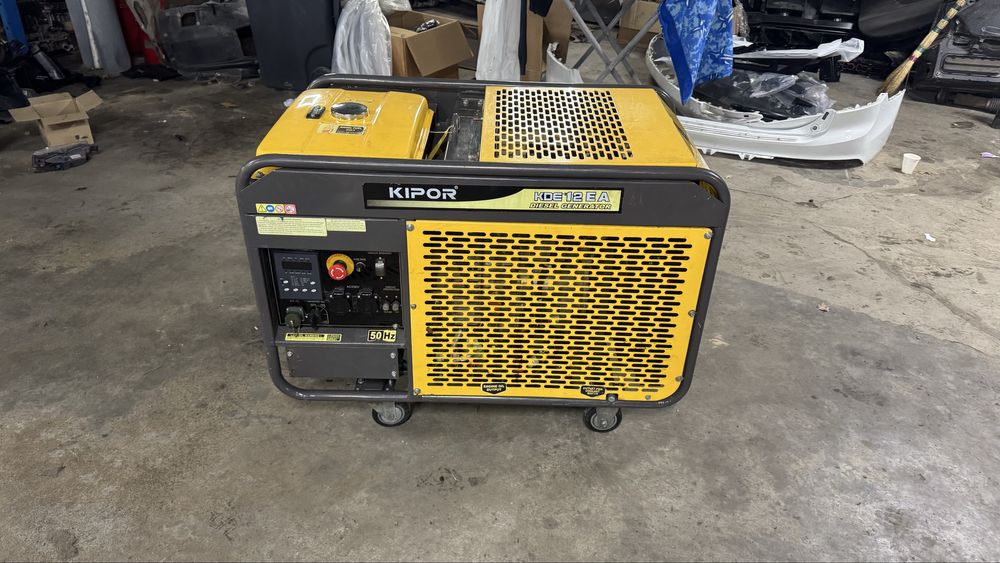 Продам дизельний генератор