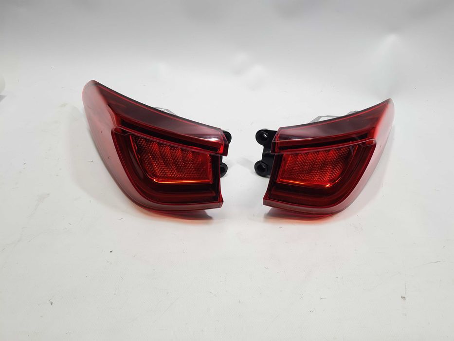 Lampa tył prawa  Seat Leon IV 4 hatchback OEM jak Nowe