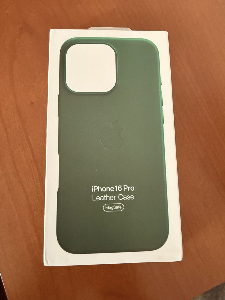 Capa  Iphone 16 pro rm couro